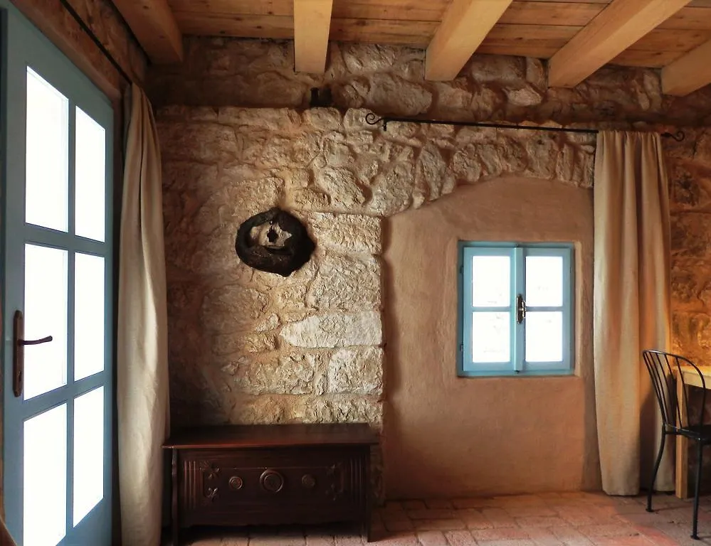 Holiday Home Villetta Mirossi Alba Grizane-Belgrad