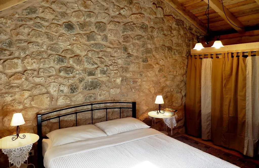 Holiday Home Villetta Mirossi Alba Grizane-Belgrad